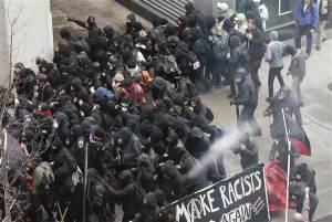 20117-trump-inauguration-protest-arrest-3-216p-rs_031539a9264cc5e7b3c513193890a317-nbcnews-ux-600-480